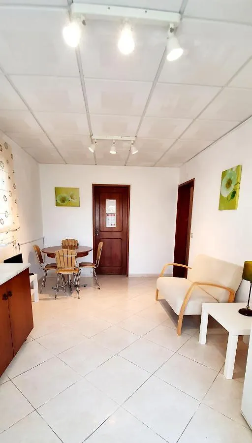 Villa Belinha - Guest House Quarteira