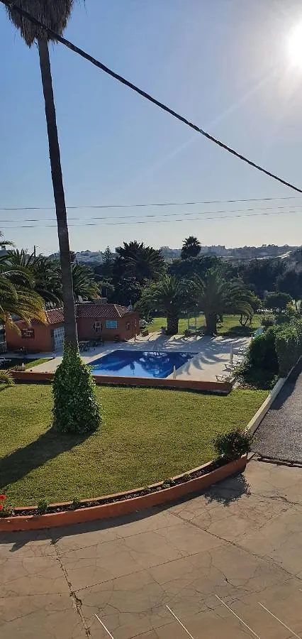 Villa Belinha - Guest House Quarteira